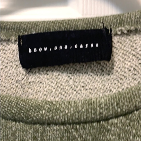 Cropped sweater - Picture 3 of 3